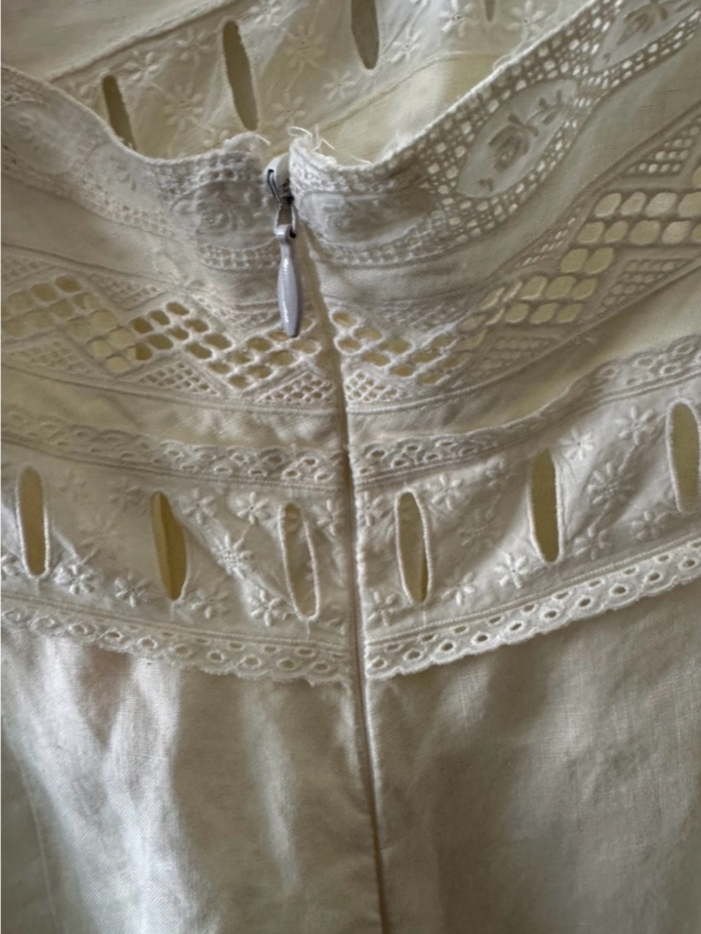 Chloe Cream Lace Insert Dress - Picture 4 of 10